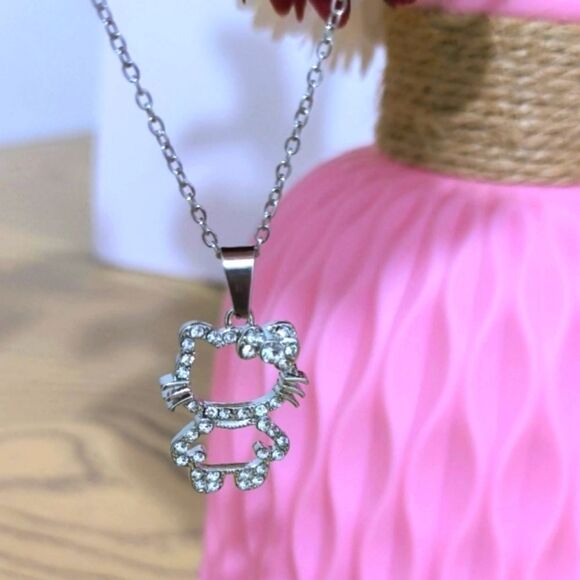 Elegant kitty charm necklace - Picture 2 of 6